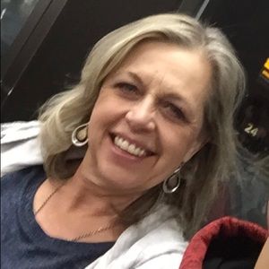 Meet your Posher, Linda